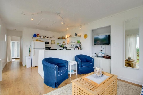 Second Tide - Oceanview Cottage image 12