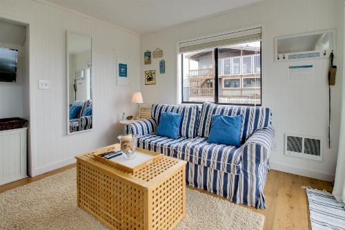 Second Tide - Oceanview Cottage image 13