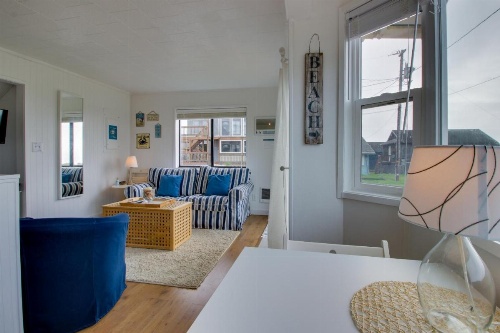 Second Tide - Oceanview Cottage image 16